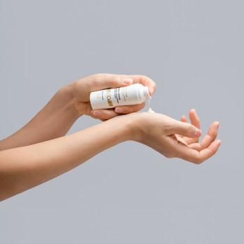 Увлажняющая сыворотка для интимной зоны YESforLOV INTIMATE SERUM, на 99,5 % натуральная, унисекс