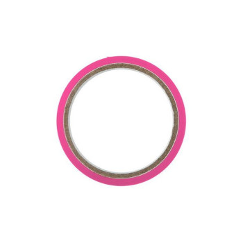 Скотч для бондажа Fetish Tentation Fuchsia (15м), не липне до шкіри і волосків, тільки сам до себе